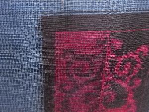 アンティーク　枡に華紋模様織り出し本場泥大島紬着物(割り込み絣)